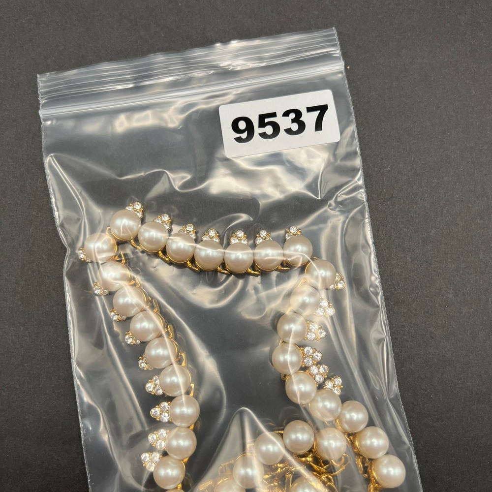 Vintage Faux Pearl Rhinestone Choker Necklace Gold Tone Elegant Classic Coquette - Picture 9 of 9